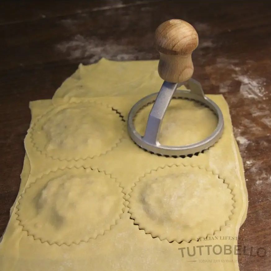 Набор больших штампов для равиоли круг и квадрат