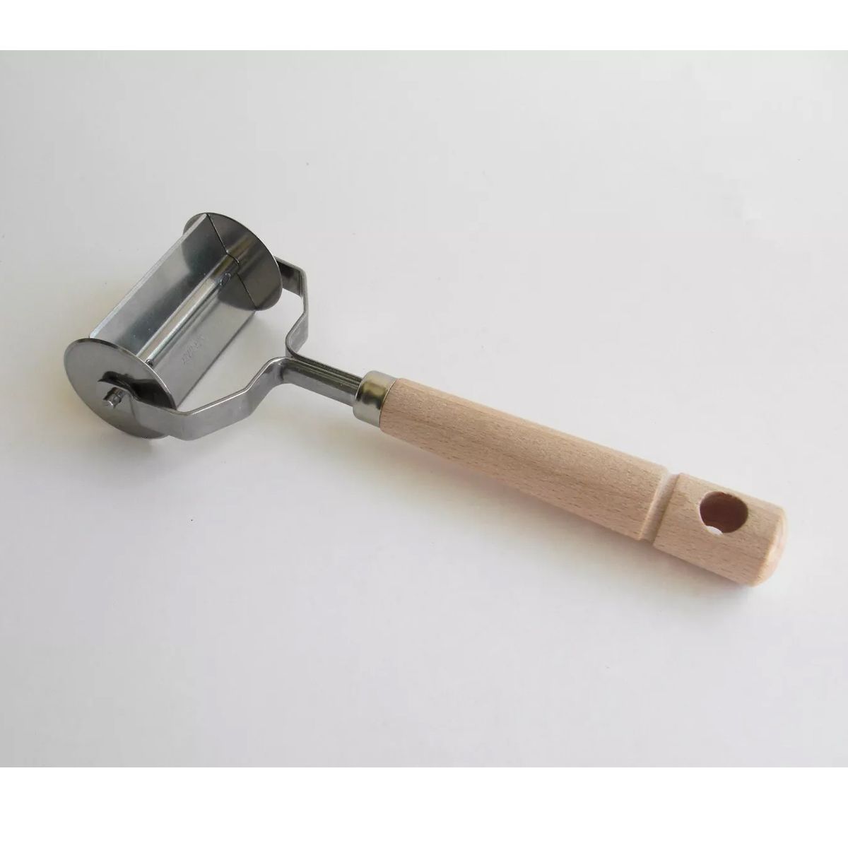 Крутящийся итальянский нож вырубка для тортеллини 4х4см