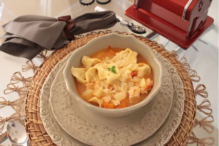 Каппеллетти в бродо