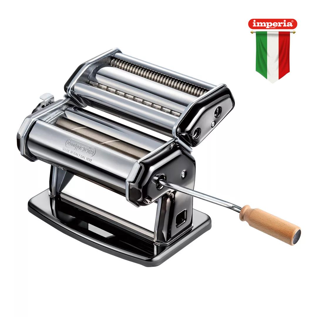Итальянская тестораcкатка лапшерезка Imperia iPasta Classic Ruvida чёрная