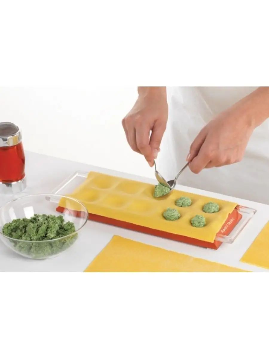 Форма для приготовления 10 квадрантых равиоли Marcato Design со скалкой