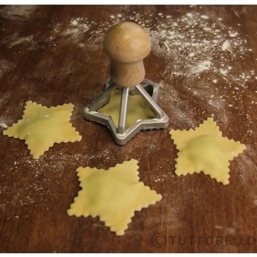 Набор из трёх штампов для равиоли цветок звезда и сердце