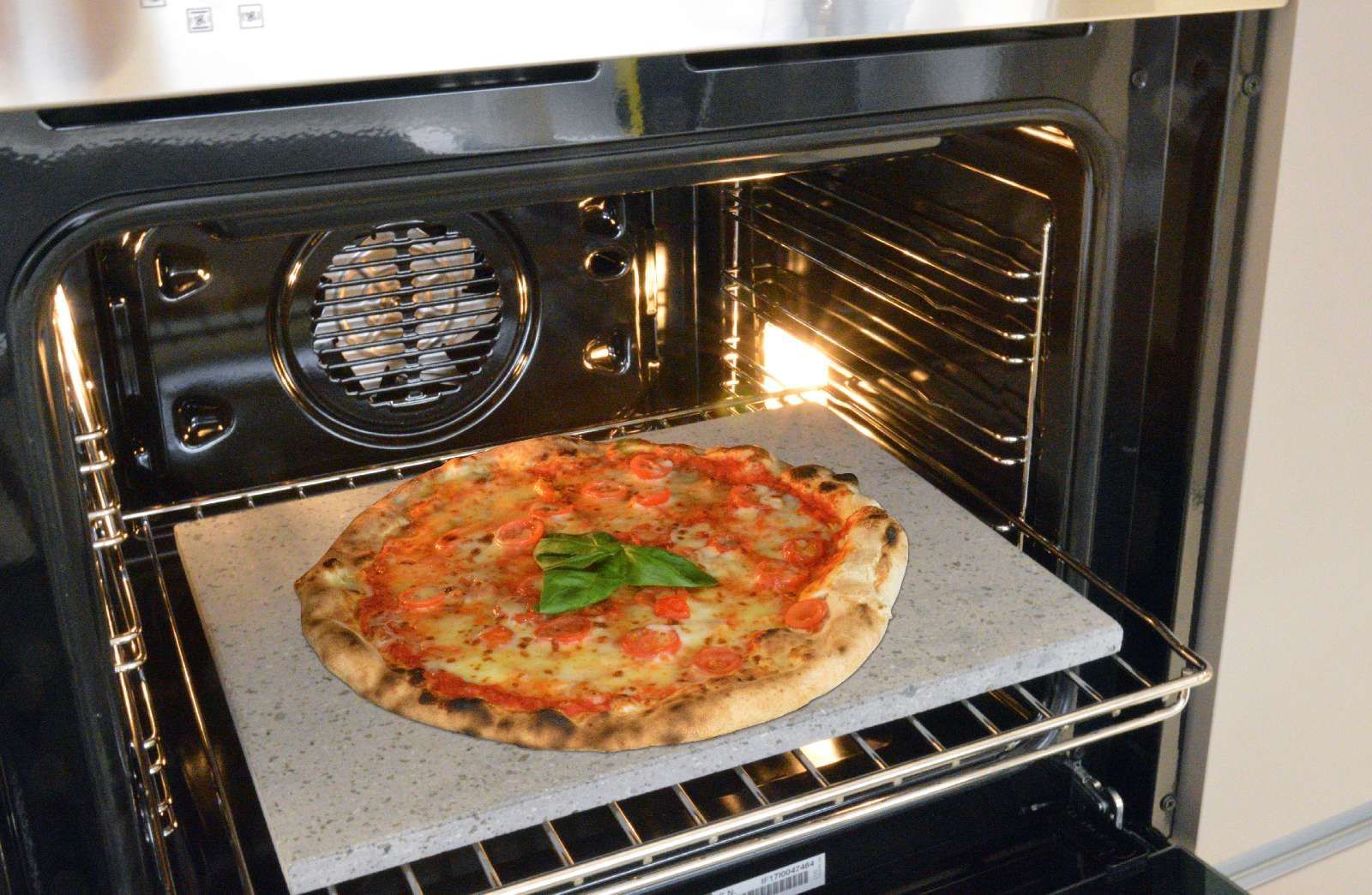 Пекарский камень из лавы вулкана Этна