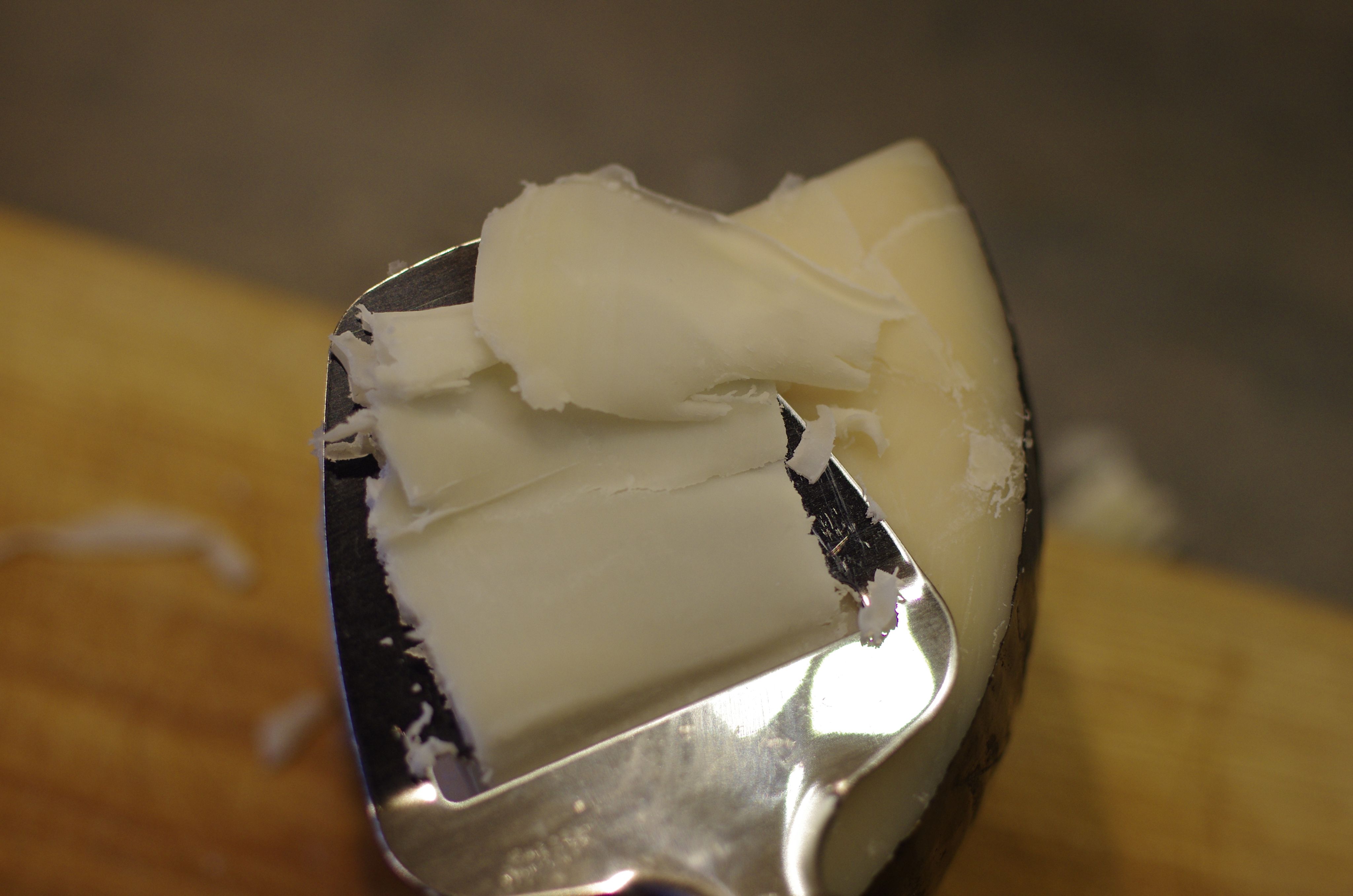 Нож для сыра - слайсер