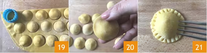 Равиоли, фаршированные картофелем и креветками