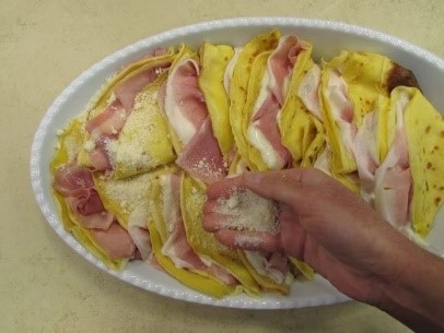 Блинчики с ветчиной и сыром